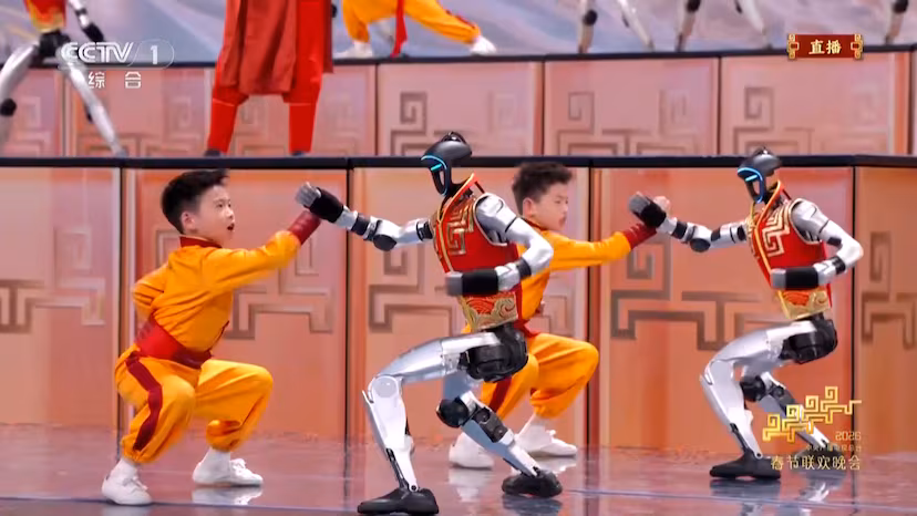 El futuro celebra el Año Nuevo Lunar Los robots humanoides se roban el espectáculo en China