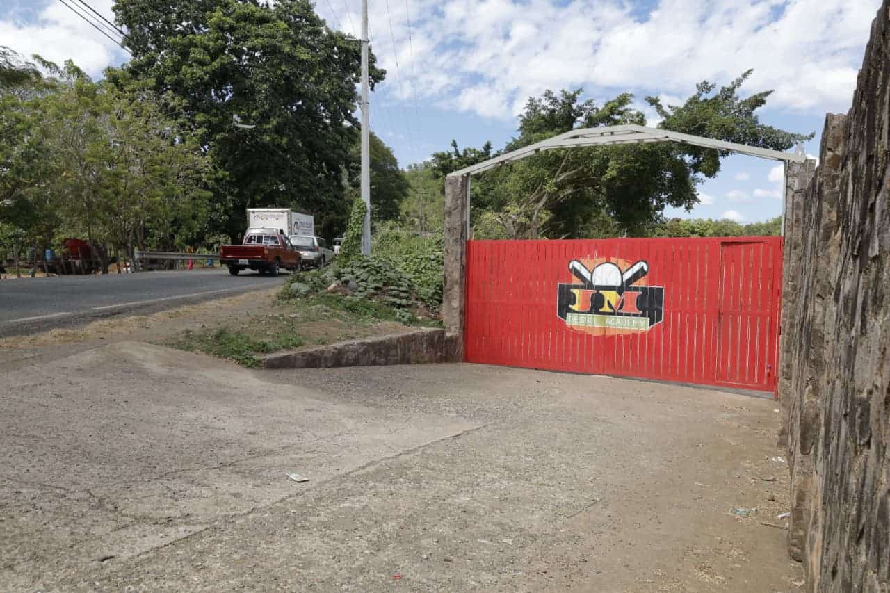 Entre vegetación y basura falleció el prospecto Anser Daniel Rincón, de la Academia de Béisbol JM