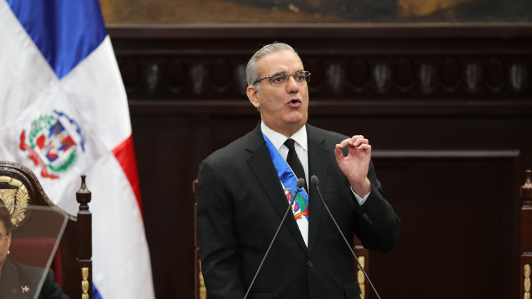 La República se construye todos los días” Luis Abinader enaltece el compromiso patrio este 27 de febrero