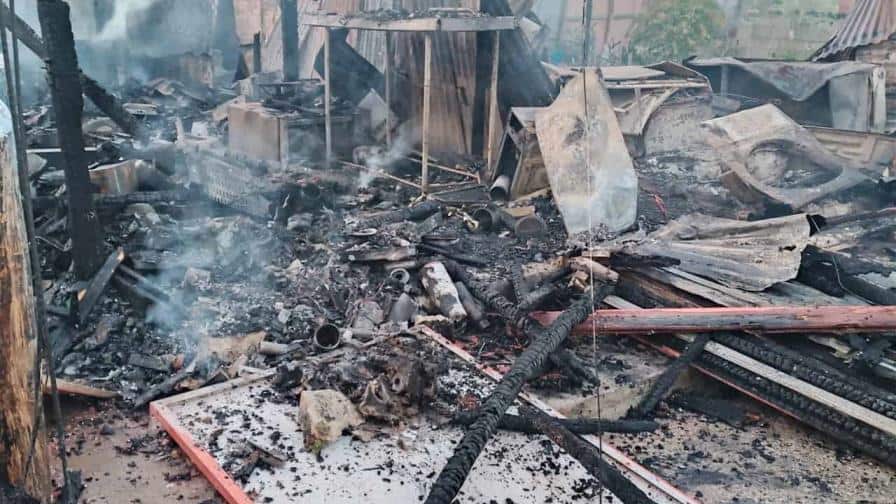 Tragedia en El Seibo: esposos mueren calcinados durante incendio de vivienda
